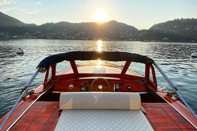 1 Hour Private Wooden Boat Tour on Lake Como 10 pax - Laglio villas: a second look at the “elegant side” of the lake