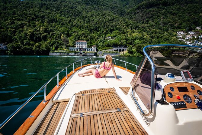1H Private Cruise on a beautiful wooden speedboat on Lake Como - Key highlights to know before you go