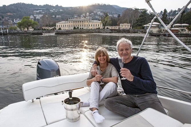 2 Hours and 30 Minutes Private Tour Lake Como - Laglio and the West-Bank Stars: Clooney, Versace, and the Famous Coasts