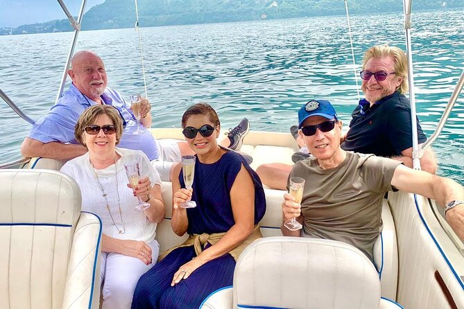 2 Hours Private and Guided Cruise to Lake Como Mostes boat - Moltrasio and Laglio: Past George Clooney’s Area on the Water