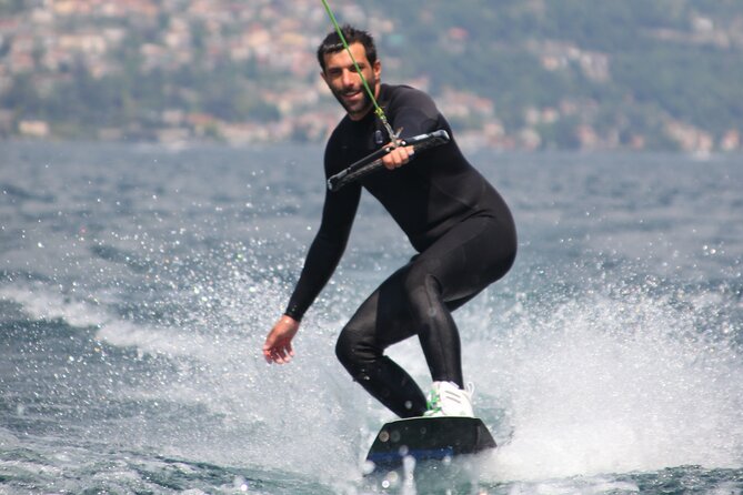 2H Wakeboard and Wakesurf on Lake Como with Mastercraft Boat - Drinks, prosecco, and the comfort details that make it easier