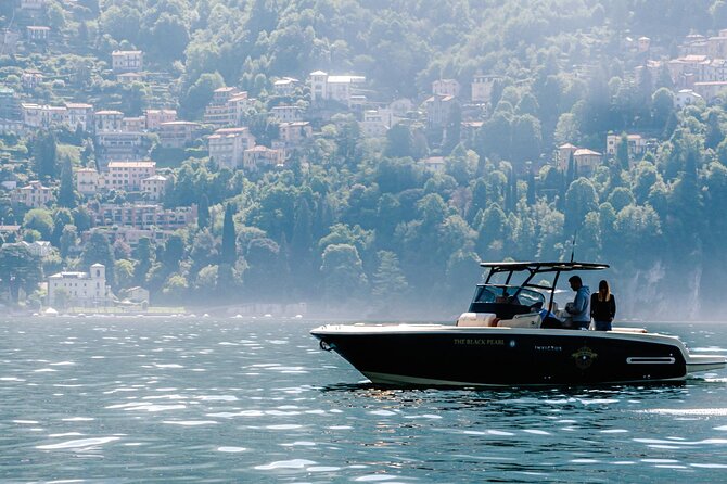 3H Private Cruise Lake Como Tender yacht Invictus 6 pax - Villa del Balbianello: short shore time plus big-water views