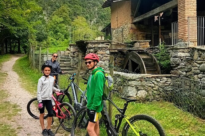 4-hour E-bike Tour of the Piccolo Mondo Antico in Lake Como - Getting There: Menaggio Makes It Manageable