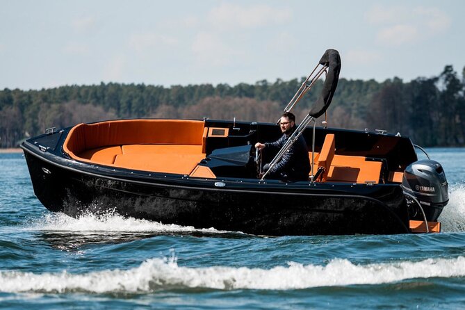 4 Hours Private SuBacco Lake Como Boat Tour - The ALFASTREET 25 yacht vibe: speed, style, and real comfort