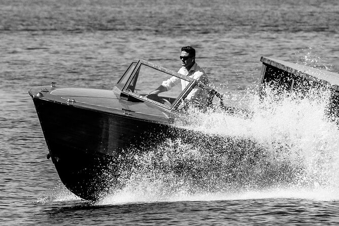 4 Hours Private Wooden Boat Tour stop Bellagio Varenna 6 pax - Villa Olmo and the Odescalchi-era Como vibe