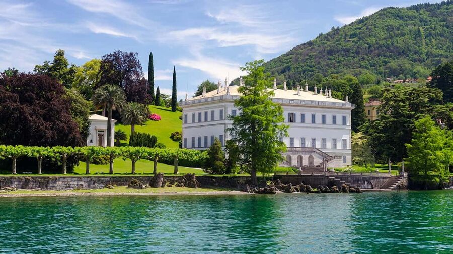 Bellagio: Lake Como Shared Boat Tour - Isola Comacina: The Only-Island Look You Can Get Quickly