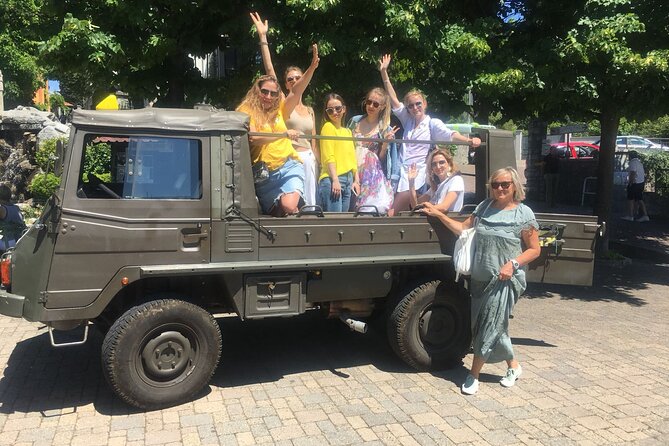 Como-Brunate Jeep Sightseeing Tour & Funicular Rail SKIP THE LINE - Meeting point in Como: quick start, clear plan