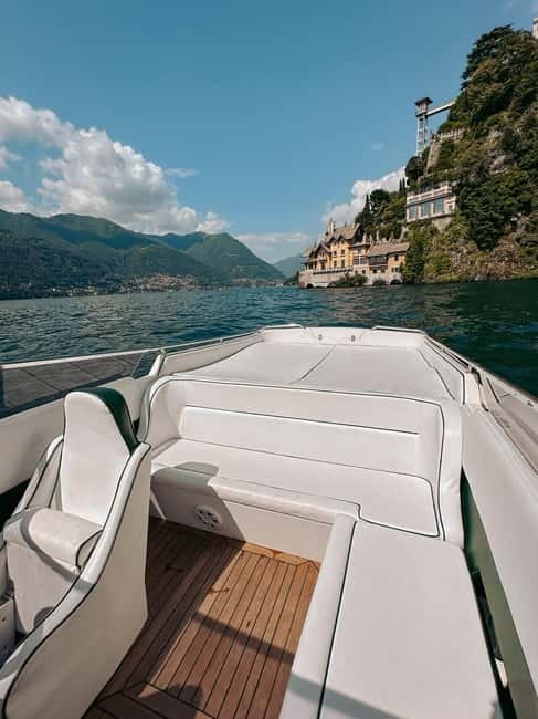 Como: Lake Como Private Guided Boat Tour - Private speedboat setup: getting on the water fast