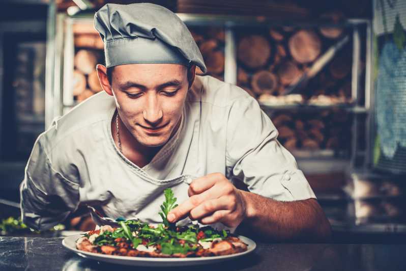 Como: Premium Pizza-Making Class at a Pizzeria - Staglio and panetti: shaping the dough the traditional way