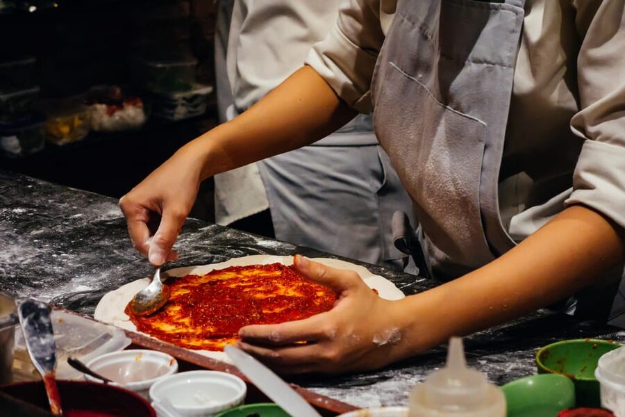Como: Premium Pizza-Making Class at a Pizzeria - What happens first: dough proportions, kneading, and rising time