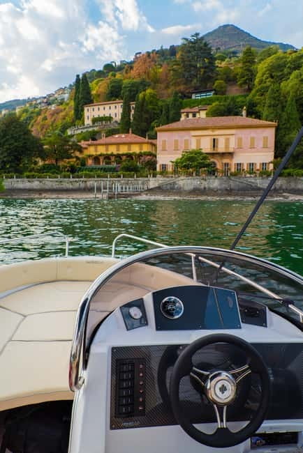 Como: Private 1-Hour Boat Rental - The First Leg: Villa Erba and a Real Photo Stop