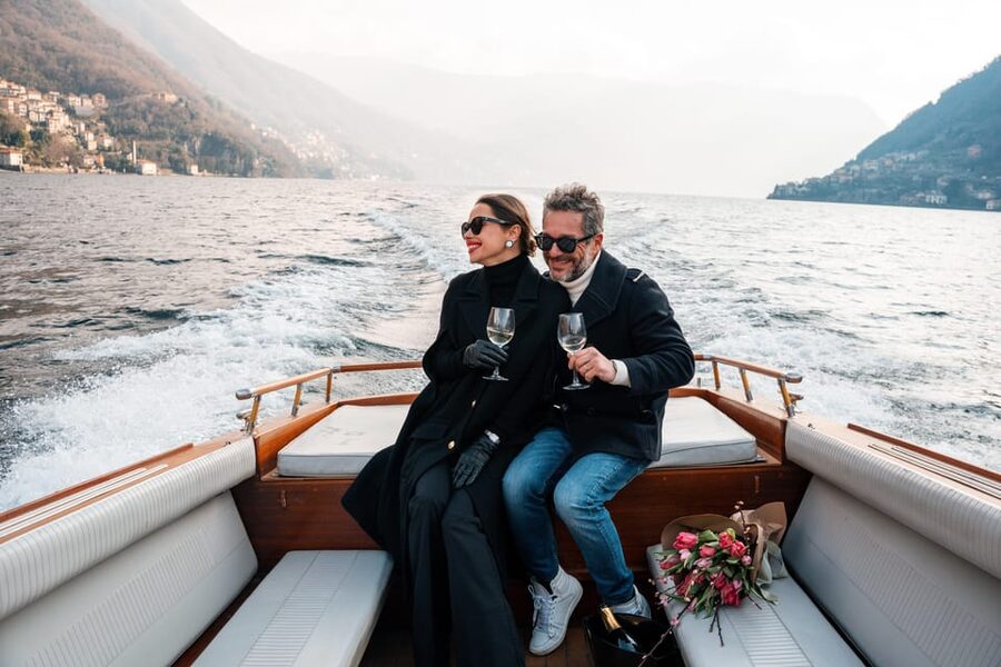 Como: Private Classic Wooden Boat Tour with Prosecco - Urio’s castle, Vatican property, and the villa scale reality check