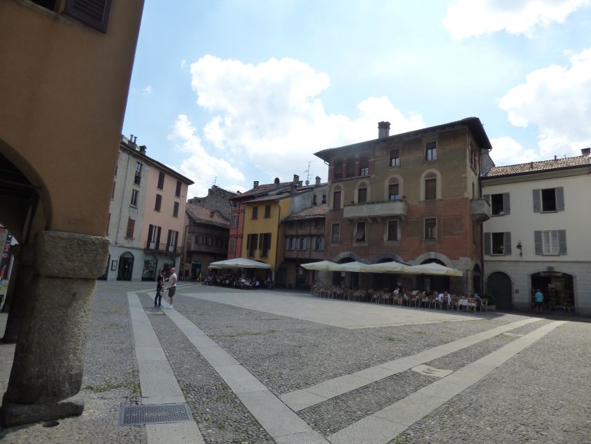 Como: Private Walking Tour - Town Hall area: the civic side most walks skip