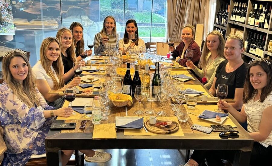 Como: Wine Tasting Experience with Cheese and Cold Cuts - How the sommelier-led format teaches you to taste