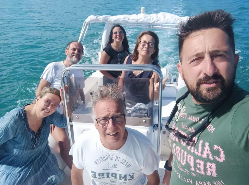 Como: Wooden Boat Private Tour with Winter Cover and Skipper - Practical tips to make your time on the water count