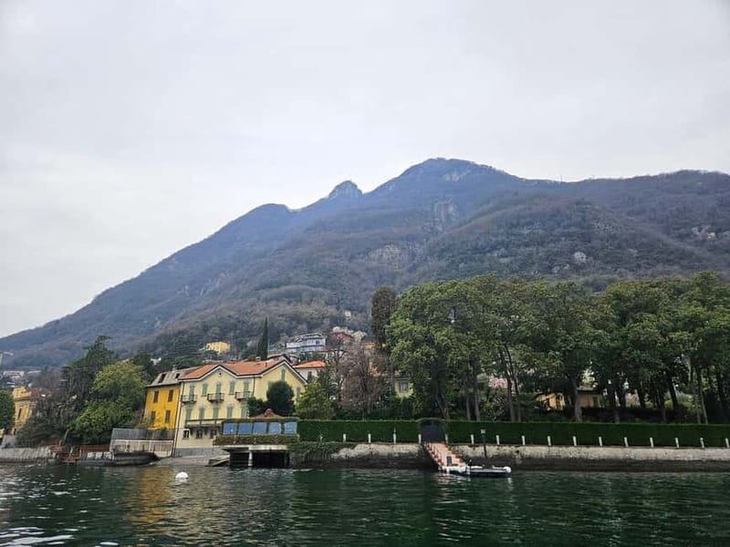 Como: Wooden Boat Private Tour with Winter Cover and Skipper - How long you should plan for: 1–2 hours and where the time goes