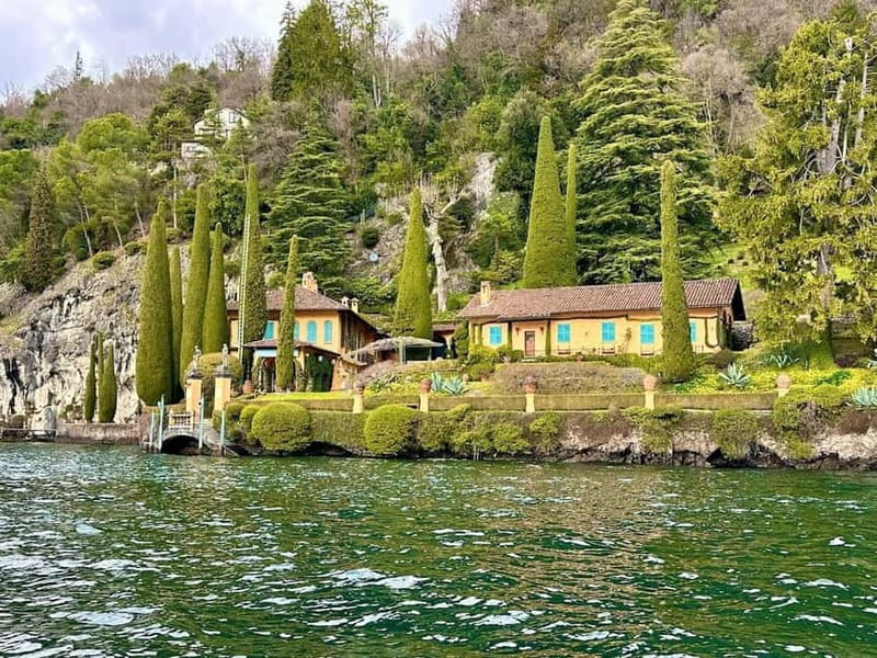 Como: Wooden Boat Private Tour with Winter Cover and Skipper - Who this is perfect for (and who should rethink it)