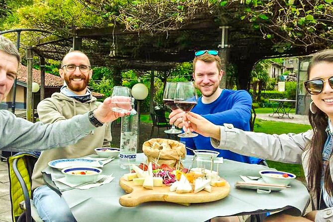 E-Bike Tour from Bellagio plus tasting - The family tastings stop and Villa Melzi garden time