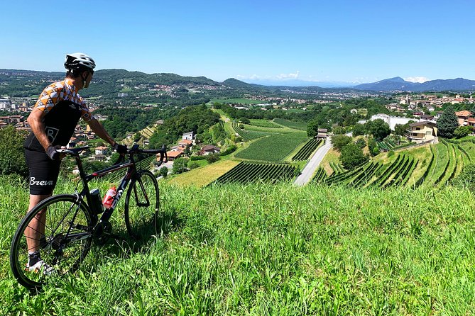 E-Bike Tour Lake Como and Swiss Vineyards - The Return Toward Villa Olmo: Baradello Castle Stories and a Smooth Finish