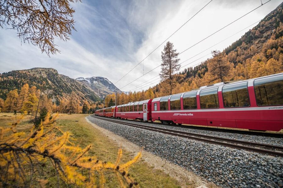 From Como: St. Moritz and Tirano Trip with Bernina Express - Who this trip suits best (and who should rethink)