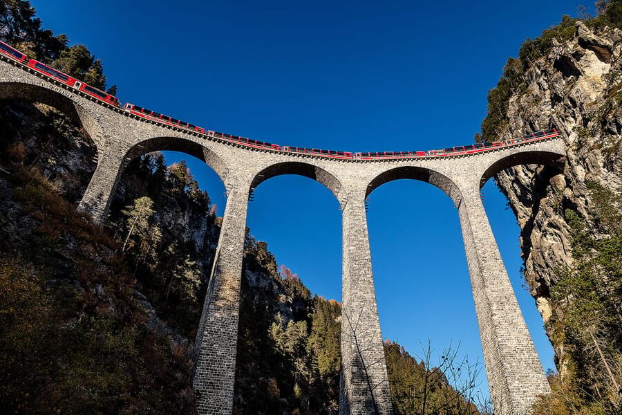 From Como: St. Moritz and Tirano Trip with Bernina Express - St. Moritz free time: what you can actually do in 1.5 hours