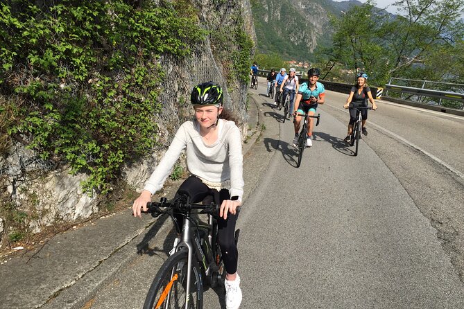Group Bike Tour: Onno & Ghisallino (E-bikes and Road bikes) - Traditional Italian Lunch: Why Ending Here Works
