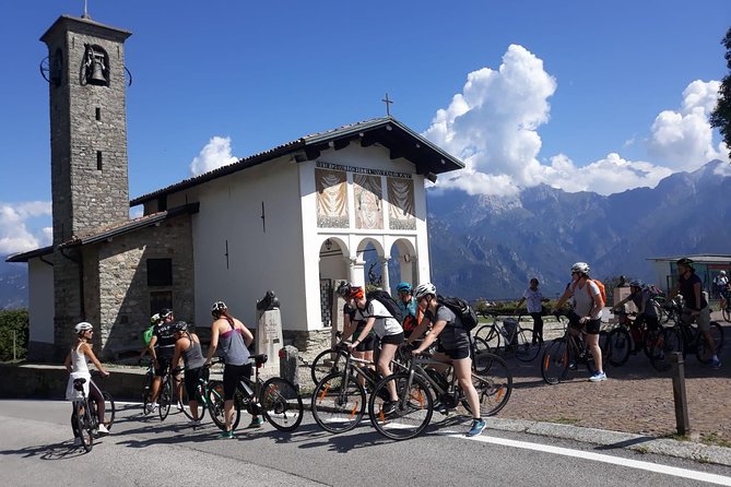 Group Bike Tour: Onno & Ghisallino (E-bikes and Road bikes) - Valbrona Viewpoints and the Cyclists’ Fountain Break
