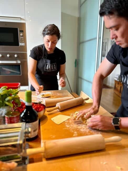Handmade Pasta & Tiramisu Cooking Class + Stunning Lake View - Meet the Hosts and Why the Teaching Style Matters