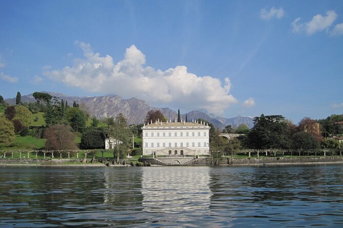 LA DOLCE VITA : BELLAGIO CRUISE & VILLAS + Michelin Lunch - How the Bellagio water-taxi cruise sets the tone