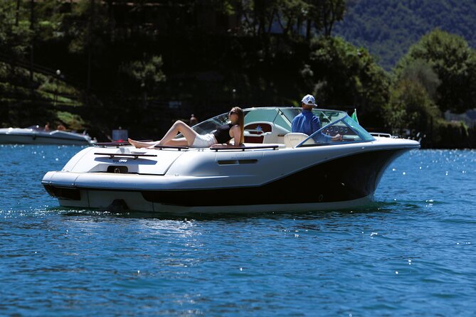 Lake Como: 3-Hour Luxury Speedboat Tour Como/Balbianello/Bellagio - Nesso’s waterfall canyon and Torno’s modern lake design stop