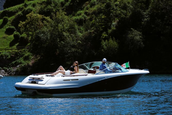 Lake Como: 4-Hour Luxury Speedboat Private Tour - Your captain’s role: stories, timing, and customization