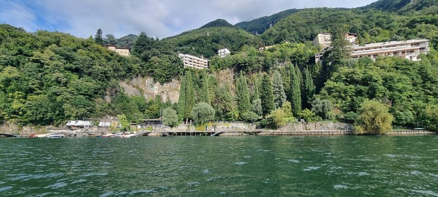 Lake Como: Shared Boat Tour with Prosecco Aperitif - Time on the water: how 1 hour vs 2 hours changes the feeling