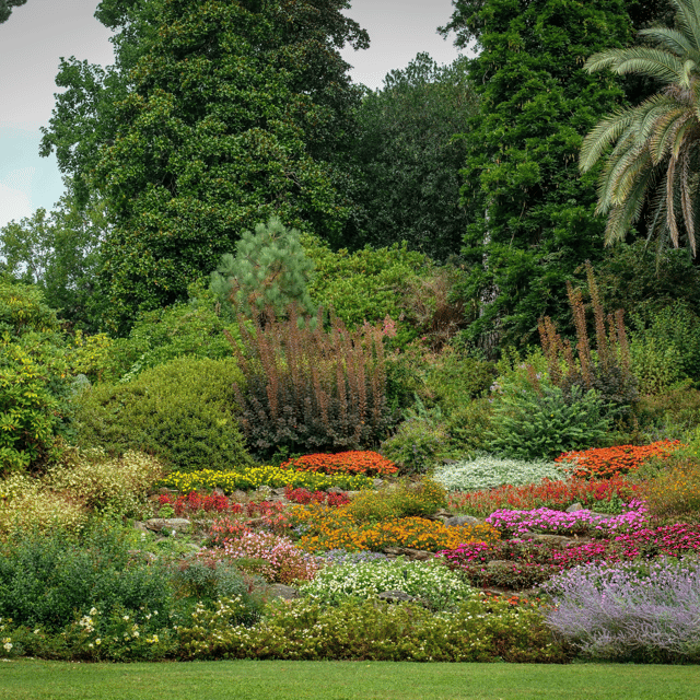 Lake Como: Villa Carlotta Entry Tickets with Ferries - Villa Carlotta in Tremezzina: art plus botanical garden time