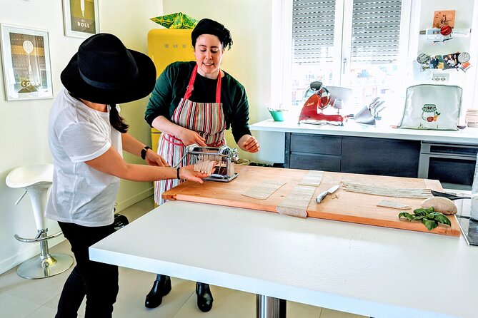 Learn How to Make Homemade Pasta. Como Area - Practical details that affect your evening