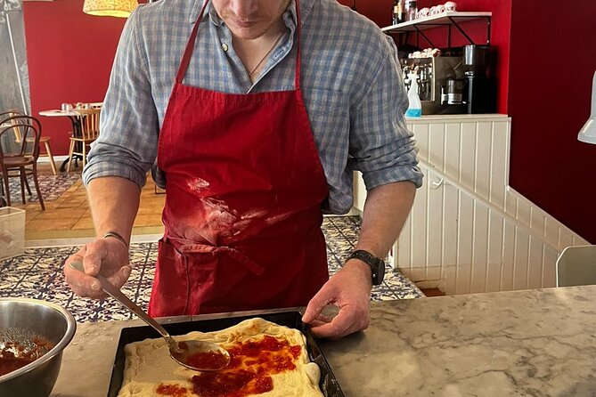 Premium Pizza Making Class at a Pizzeria in Como - What you drink, and why the limoncello toast feels worth it