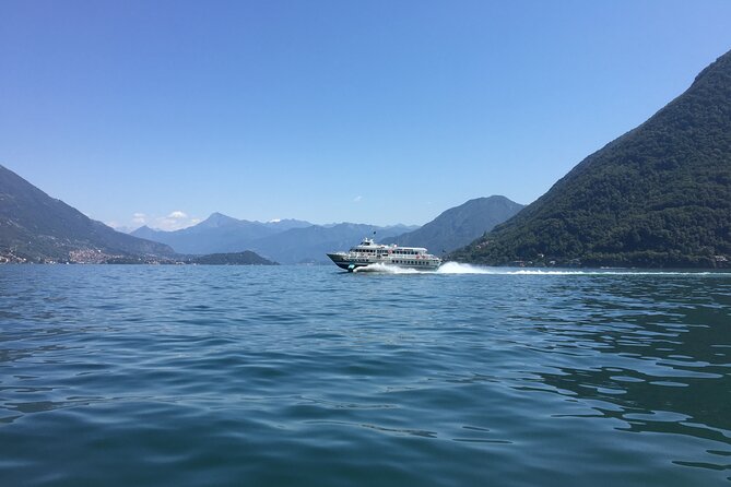 Private 1 hour Boat Tour Como Lake Como - Timing tips: when to book for comfort and photos