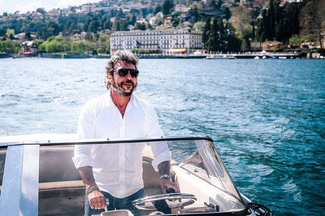Private Boat Tour with Open Bar Lake Como 7 Pax - Meet point and the first minutes on the water
