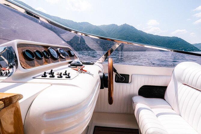 Private Cruise on Lake Como with Speedboat from 1H to 4H - Villa Pliniana and Torno: where the lake turns into your pause