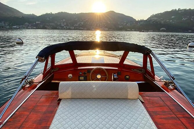 Private Tour by Classic Wooden Boat on Lake Como - Stop 1: Como’s Lake Front