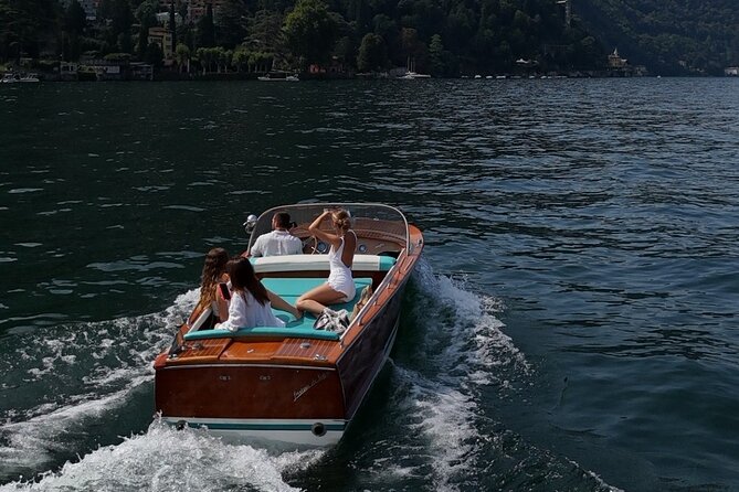 Private tour in classic wooden boat - What you’ll actually do during the 1-hour Lake Como cruise