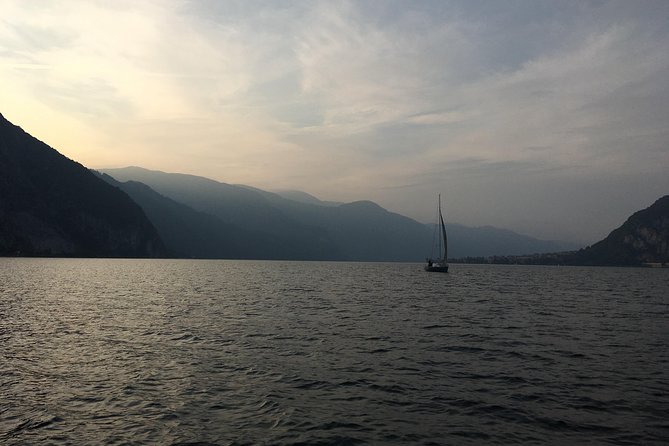 Sailing at Sunset on Lake Como: How to escape from daily routine - Stop-by-stop: what each moment is for on the Lake Como evening