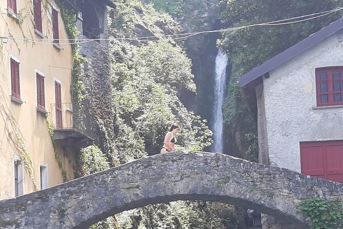 Shared Subacco Lake Como Boat Tour for 3 Hours - Boarding in Como: where you meet and what to expect