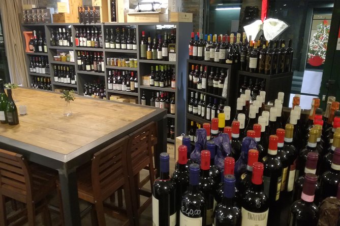 Taste of Lake Como: 4 Wines Paired with Local Cheese Charcuterie - Lake Como Wine Tasting at Capitan Drake: The Simple Plan That Feels Like a Find
