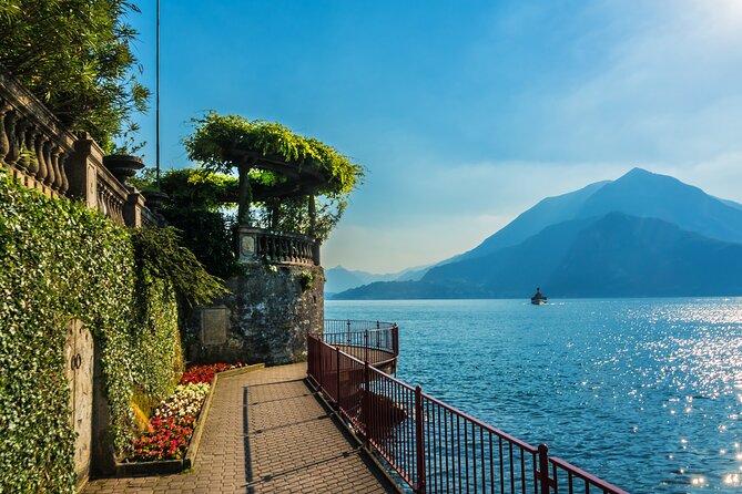 The "Pearl" and the "Diamond" of the Lake - The Central Lake Boat Ride: Villas You See Best From Water