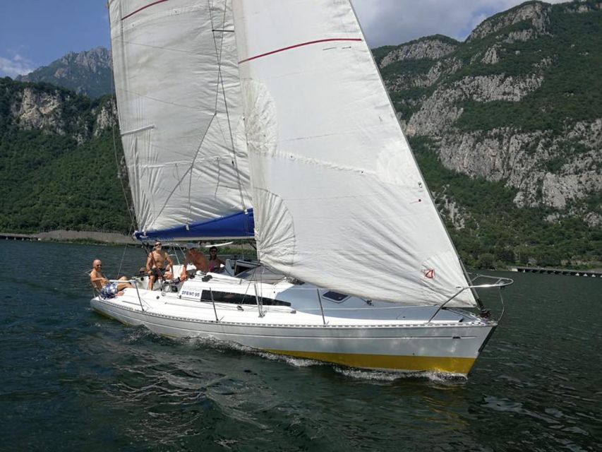 Valmadrera: Lake Como Sailing Trip with Prosecco and Snacks - Meeting Points, What To Pack, And Weather Reality