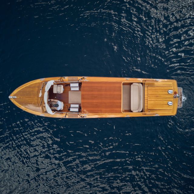Varenna: Shared Sunset Boat Tour with a Prosecco Aperitif - Meeting at Molo Riva Grande: The One Logistics Step That Matters